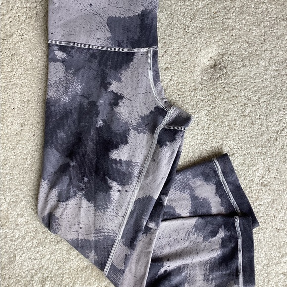 Lululemon Bundle of 5 Pant - Picture 13 of 16